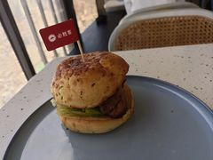 -必胜客(海滨店)