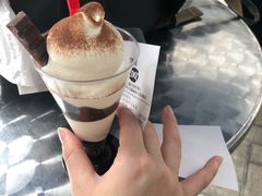 -DQ·蛋糕·冰淇淋(大宁国际商业广场店)