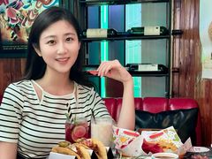 -Famous肥猫墨西哥音乐餐吧(五棵松华熙LIVE店)