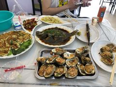 -覃记海鲜美食餐厅