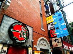 -一兰拉面(新宿中央东口店)