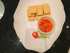 -江间有味·拼烧·鱼鲜·粤式靓汤(汉口江滩店)