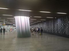 -汉中路(地铁站)