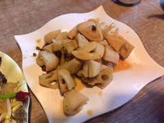 -阿洪锅贴王(小吃城店)