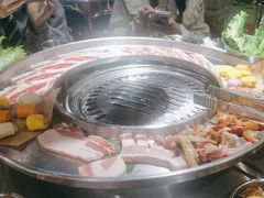 -哈哈碳都·牛肋条无限自助烤肉(宝龙店)