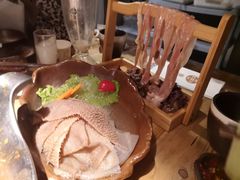 -湊湊火锅·茶憩(杭州湖滨银泰in77店)