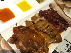 -新大咀港式茶餐厅(宝山万达店)