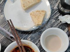 -乳仔牛牦牛汤锅 烤羊排(松潘古城店)