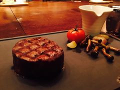 -恰餐厅及酒吧 CHAR Bar & Grill (北京丽都皇冠假日店)