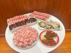 -沸炉重庆老火锅(军事博物馆店)