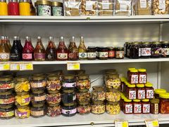 -天天向上素食餐厅(五台山店)