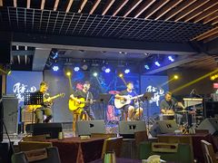 -热河以北x月亮瓦肆livehouse(环山路店)