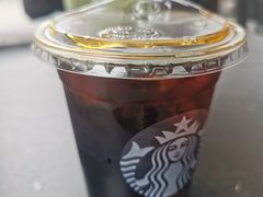 -星巴克(西藏路店)