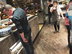 -吉布鲁牛排海鲜自助(假日国际店)