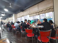 大堂-皖北巫氏三胖地锅鸡(长淮总店)