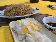 -洞密园美食城(富华路店)