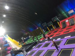 -失重星球乐园·蹦床馆(欢乐谷店)