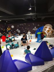 -MINI MARS KIDS CLUB亲子家庭中心(长宁天山店)