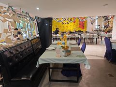 -又见马甲M8融合西餐厅(体育中心店)