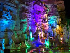 景点-泰安地下龙宫景区