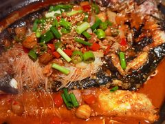 -鸣记脆皮烤鱼·海鲜烤鱼(三八广场店)