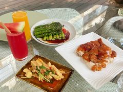 吊烧鸡-T館·花园艺术餐厅