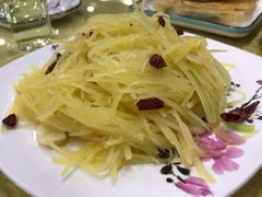 酸辣土豆丝-春水锅贴·传统鲁菜(大明湖店)