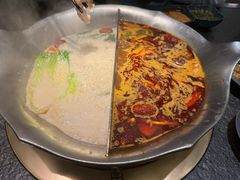 -湊湊火锅·茶憩(打浦桥日月光店)