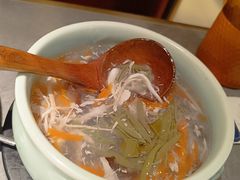 -吴越荣记苏州菜·松鼠桂鱼100%活鱼现做(斜塘老街店)