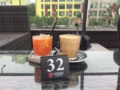 -UNI UNI(环亚凯瑟琳店)