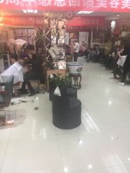-唐荣护肤造型