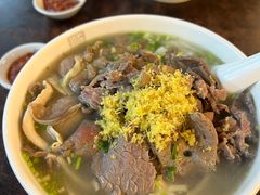 -潮镇老尾牛杂(环城西路店)