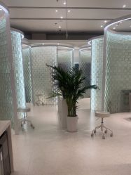 -Meng Lang 梦郎白金店