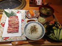 -肉魁屋·烧肉·烧鸟·酒场(高新店)