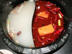 -周周有辣火锅馆(玖耀里店)