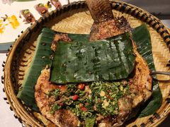 -彩云天云南餐厅