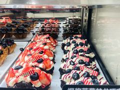 -HOT CRUSH趁热集合·现烤面包(环球港店)