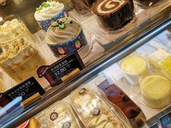 椰香咖啡蛋糕-COSTA COFFEE(吴江路店)