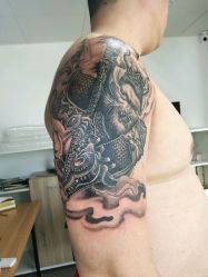 -V一刺青·纹身   穿孔    清洗