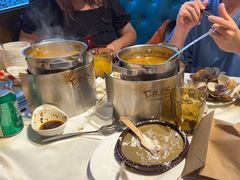 -领鲜活海鲜榴莲自助火锅(东门店)