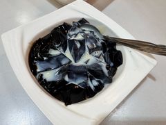 -梧州双钱龟苓膏(丽港航母店)