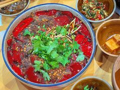 凉拌牛血-苗阿哥