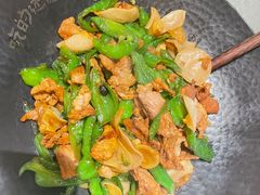 辣椒炒个肉-洞庭土菜小炒馆(易发广场店)