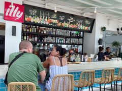 -Cha Cha's Beach Cafe