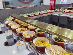 -围辣串串小火锅(李家村万达广场店)