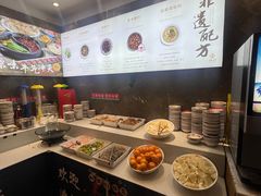 -沸炉重庆老火锅(军事博物馆店)