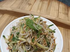 -老渔翁炖鱼坊(黄海西路东山店)