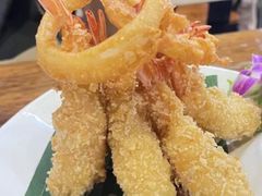 -Dang restaurant (patong phuket)