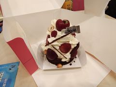 法芙娜车厘子水果挞-PAOPAO Bakery&Café(港汇店)