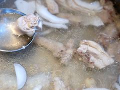 -三个椰子·现砍椰子鸡(金源CBD店)